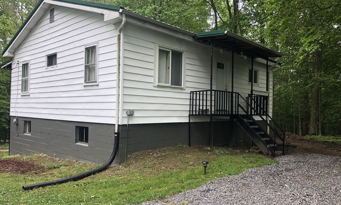 Portland Mills Casa | Welcome to the Lake City Cabin!