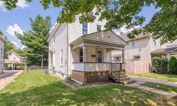 Akron Casa | Welcome to The Perazim!