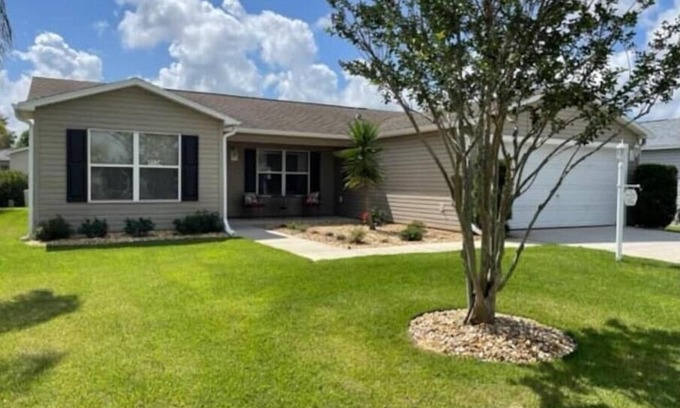 The Villages Casa | Welcome to the Schuy Shack in The Villages, FL!