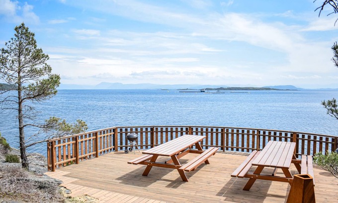 Hervik Casa | Alojamiento de 4 habitaciones en Nedstrand