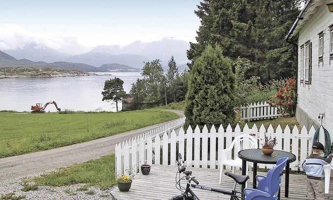 Aure Casa | Alojamiento de 1 habitaciones en Foldfjorden