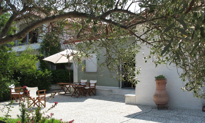 Asprovalta Villa | Bienvenido a Villa Bougainvillea.