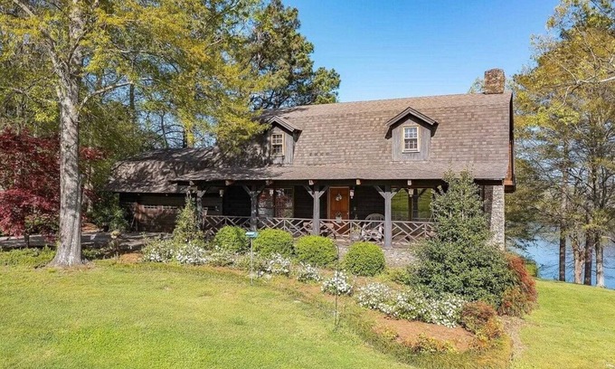 Cullman Casa | Welcome to Woodland Cottage on Lake Catoma in Cullman Al