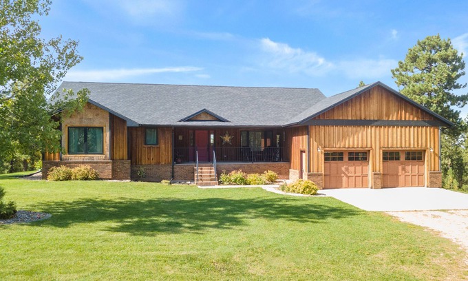Spearfish Casa | Welcome to Wrangler Retreat.
