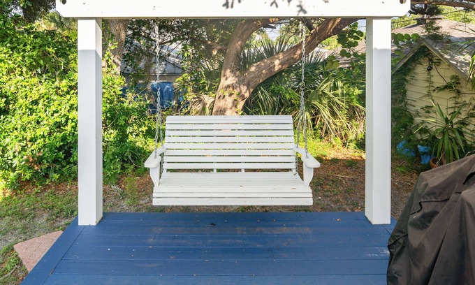 Driggers Casa | Welcome to your ideal beachside rental in the heart of New Smyrna Beach! .