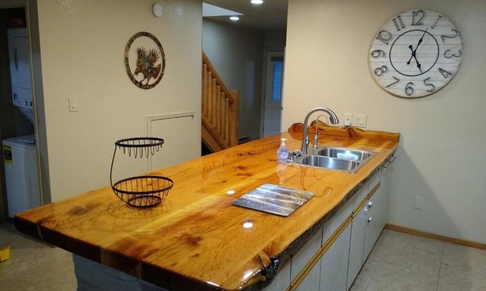 Cloudcroft Casa | Welcome to your relaxing getaway that's close to trails, town and golf course :)