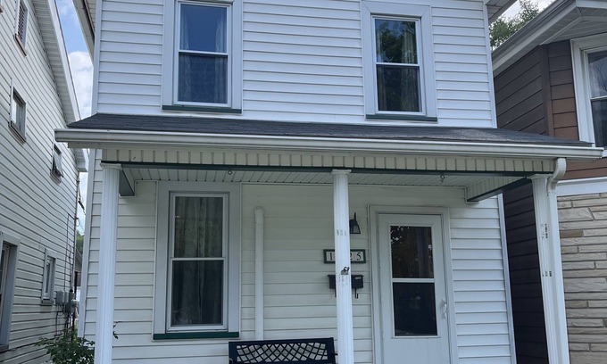 Huntingdon Casa | Welcoming 3 Bedroom; 2 Full Bath Home!