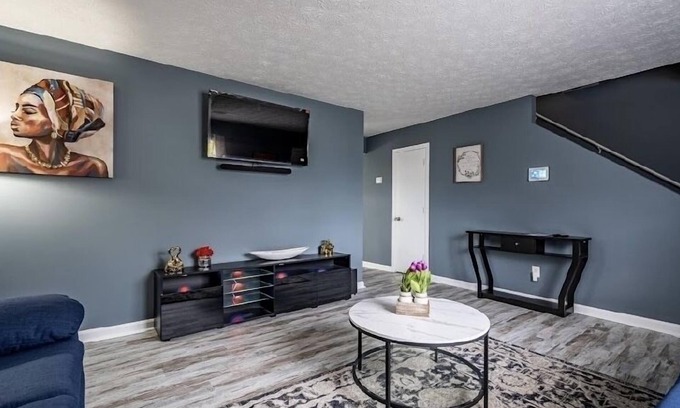 Jefferson Park Apartamento | Bright & Welcoming Atlanta Home close to Airport