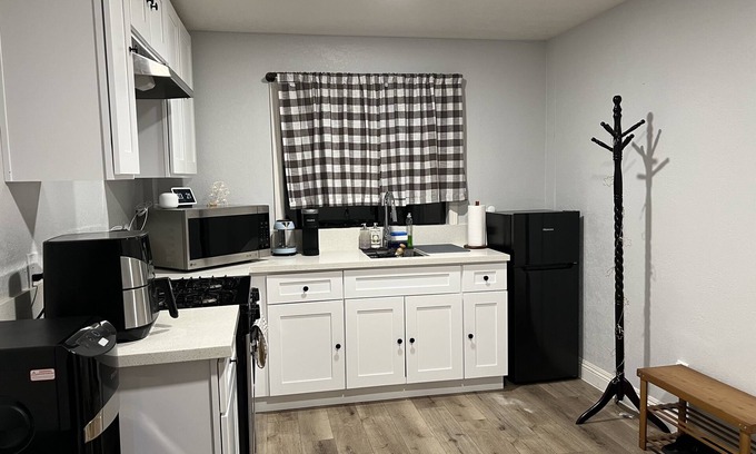 Jurupa Valley Casa | Welcoming Cozy Guest Unit