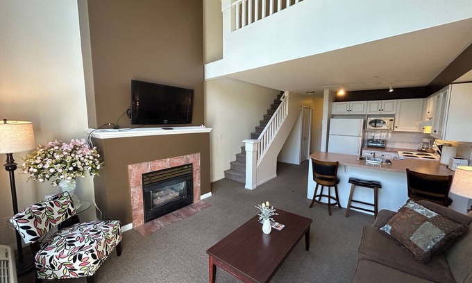 Quail Ridge Apartamento | Welcoming Loft With Golf Course View - 312
