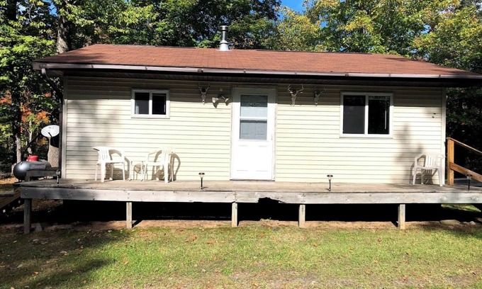 Skanee Casa | Welcoming off the Grid 2-bedroom Cabin in Skanee. On the Big Huron River.