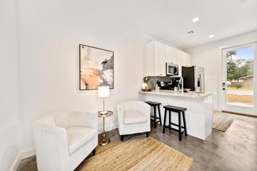 Lafayette Casa | Welcoming Town Home Brand New Construction
