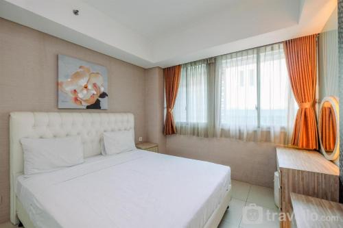 Bangka Apartamento | Well Appointed 2BR at Kemang Village Apartment By Travelio