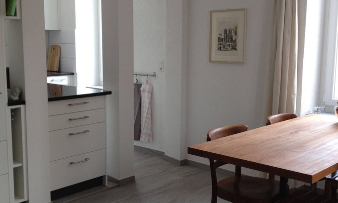 Davos Apartamento | mantenido y acogedor - céntrica pero tranquila - casa en Davos con balcón