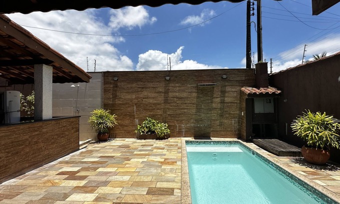 Estufa I Casa | Casa muy bien ubicada con piscina, barbacoa 500mts del acuario de Ubatuba