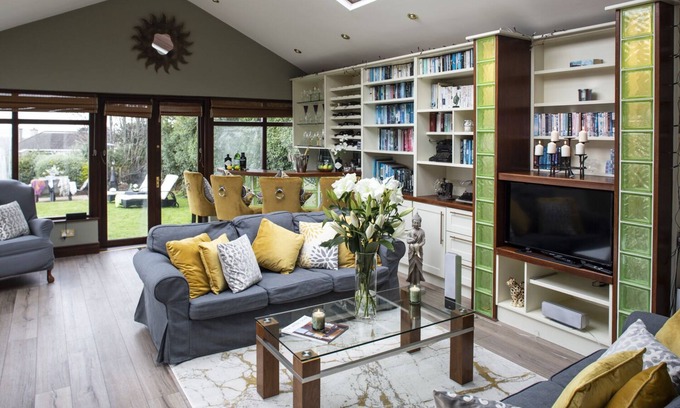 Dublin Casa | Well maintained, Spacious, Over 2,500 Sq Ft Private Semi-detached 3 bedroom