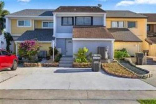 Wellington Casa | Wellington Updated Townhouse