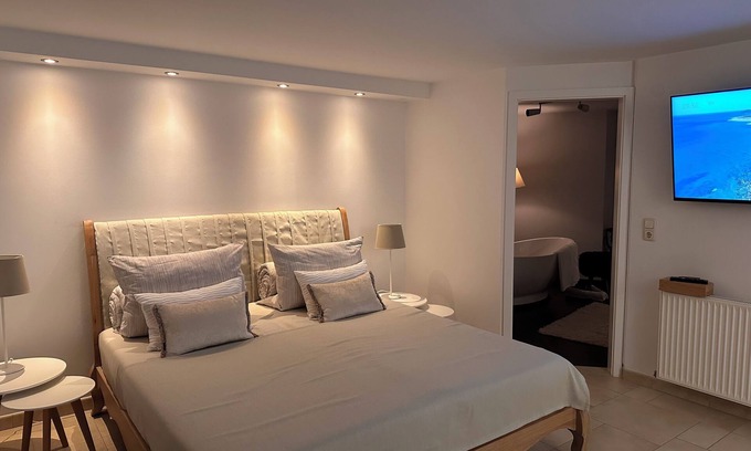 Hessisch Oldendorf Apartamento | Wellness apartment with sauna and fireplace near Hamelin