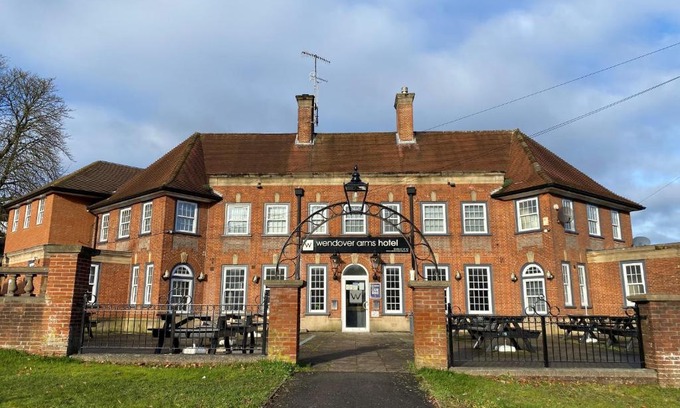 High Wycombe Hotel | Wendover Arms Hotel