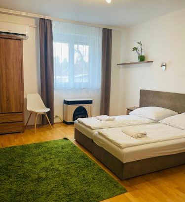 Kiskunhalas Apartamento | Weninger Studio Apartman