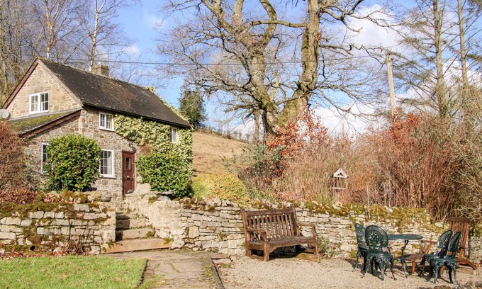 Newcastle-on-Clun Cabaña | 105 m² Casa rural ∙ 2 habitaciones ∙ 4 personas