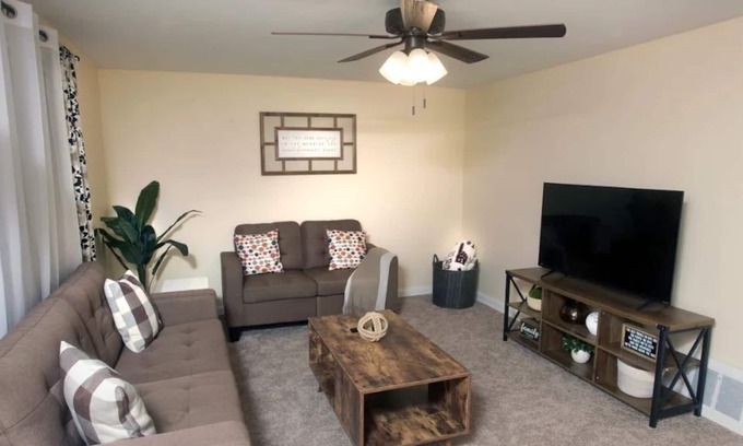 Canton Casa | Wertz Ave by the Hall of Fame