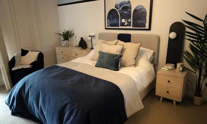 Cheltenham Apartamento | Wesley House - Fantastic Location with Free Parking