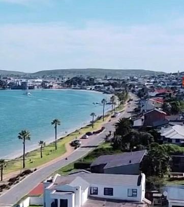 Saldanha Casa | West Coast Escape