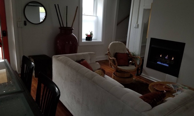 Conshohocken Casa | West Conshohocken Getaway