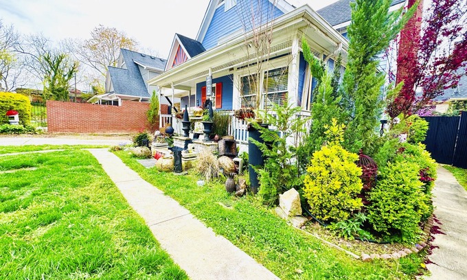 West End Casa | West End Historic home with private backyard oasis in the heart of the city