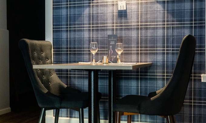 Nairn Hotel | West End Hotel