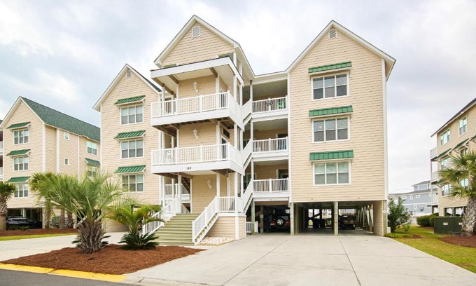 Ocean Isle Beach Apartamento | West End Isle Retreat