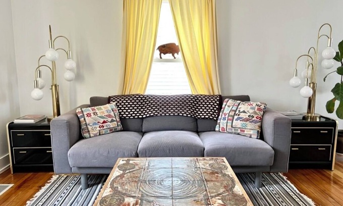Portland Apartamento | West End's Diamond in the Rough 2-bedroom Apartment with Parking & WiFi