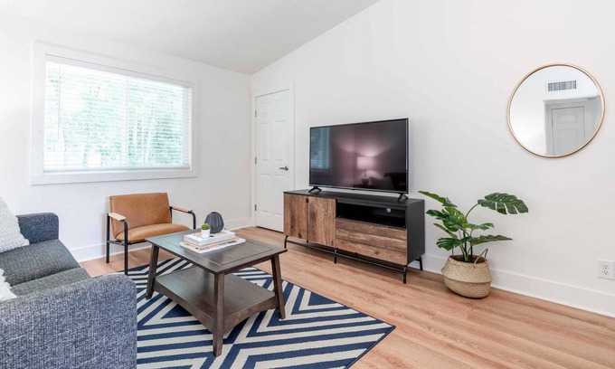 Lindridge-Martin Manor Apartamento | West Home|Charming and Cozy 2-bed Apt in Buckhead