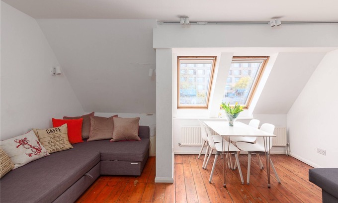 White City Casa | Oeste de Londres (Westfield) tiene capacidad para 6 personas - Recientemente Renovado