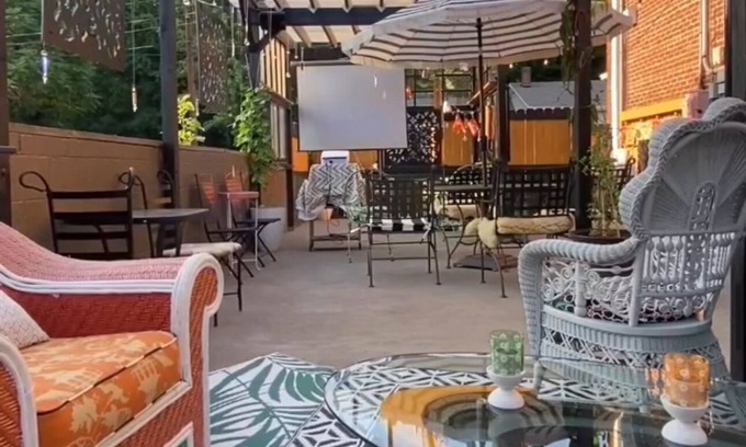 Winston - Salem Casa | West Salem Art Hotel: Artful Lodging and Lodging for Art.