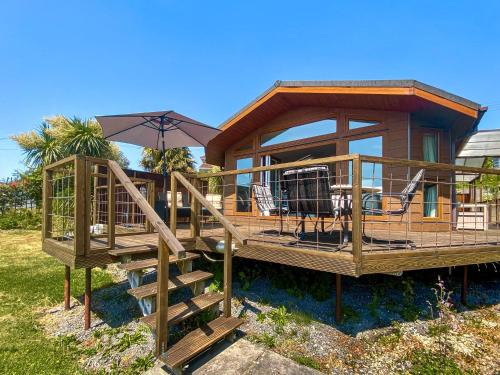 Uphill Casa | West View