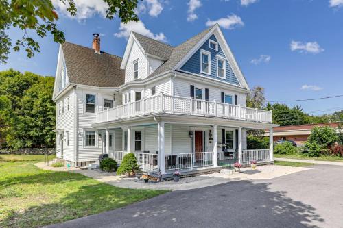 Westerly Apartamento | Westerly Apt Steps From Downtown and Beaches Nearby
