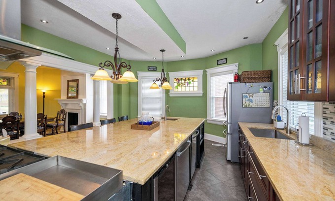 Westwood Casa | Westside Wanderlust w Hot Tub