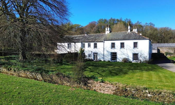 Westward Cabaña | WESTWARD PARK, pet friendly, character holiday cottage in Wigton