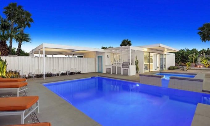 Racquet Club Estates Casa | Wexler Steel House #4 - Pool Spa and Grand Piano