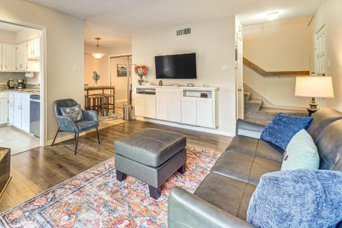 Far North Dallas Apartamento | WFH-Friendly Condo Near Galleria in North Dallas!
