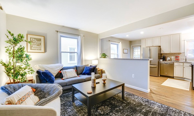 Dearborn Casa | WFH-Friendly Home in Dearborn: Dogs Welcome!