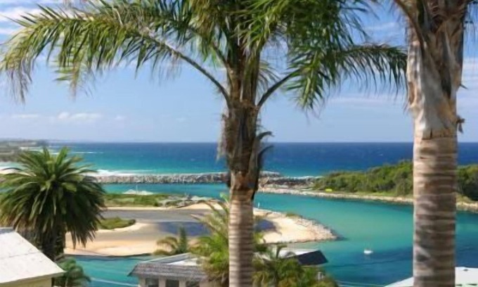 Narooma Hotel | Whale Motor Inn and Restaurant