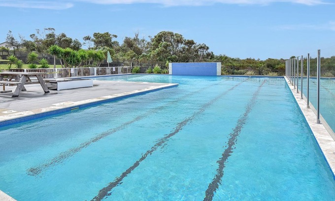 Caves Beach Casa | Caves Beach Villa Whale Tales Coastal Charm, Double Storey & Relaxing Vibes