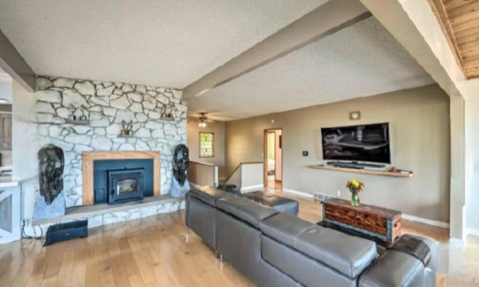 Coupeville Casa | Whale Watching, Private Beach, Hot Tub and more! Coupeville 3/2