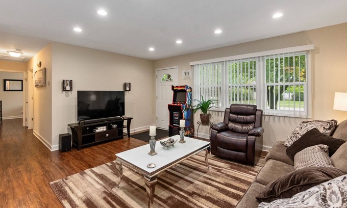 Wheeling Casa | Wheeling Rental