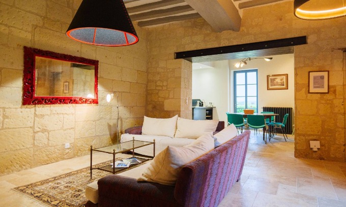 Candes-Saint-Martin Casa | When heritage, art and well-being meet