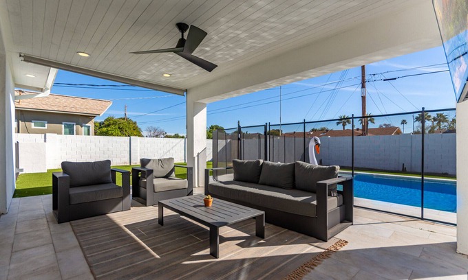 Scottsdale Highlands Casa | When In Roma-In Old Town- Private Pool - Fire Pit