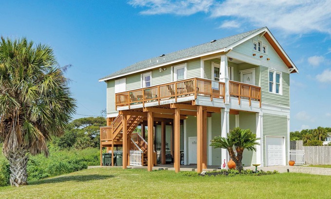 Pirates Beach Casa | Where Designer Style Meets Laid-Back Beach Life